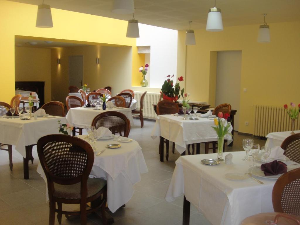 Hotel L' Ecu Montbard Luaran gambar